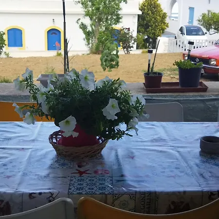 Holiday home Sandy,s House